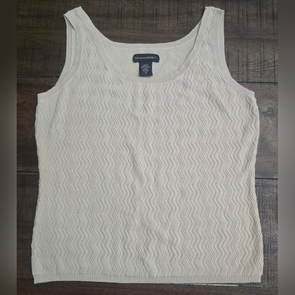 Banana Republic Beige Top Sweater Vest Sleeveless, Round Neck, Size M, Cotton